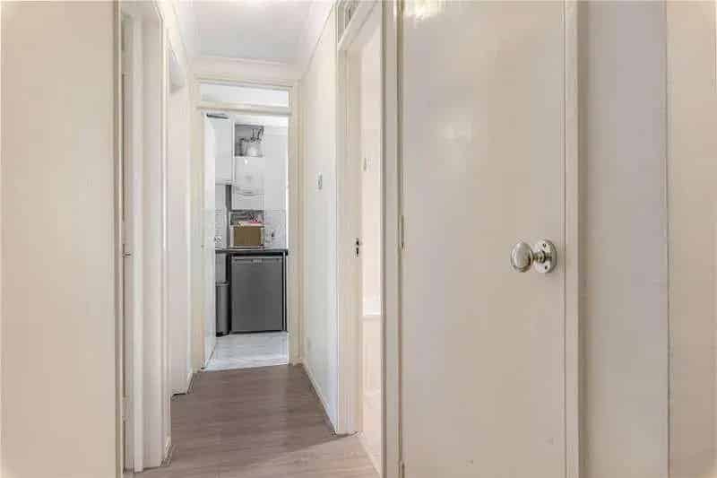 1 bed flat for sale
