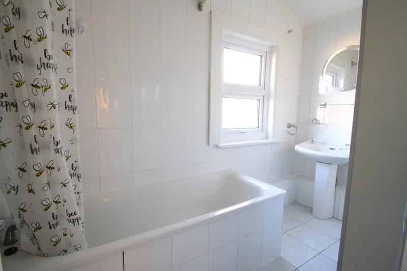 1 Bedroom Flat to Rent Norwood Junction