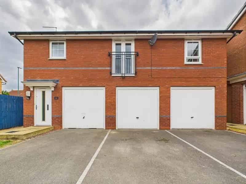 2 Bedroom Apartment for Sale