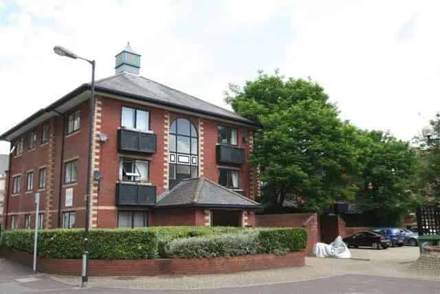 2 Bedroom Apartment to Rent in Redcliffe Backs Bristol