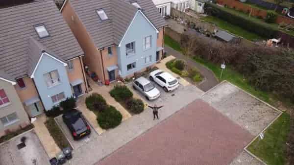 3 Bedroom Semi Detached House Near Schools and Town Centre