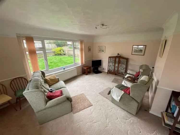 2 bedroom detached bungalow for sale