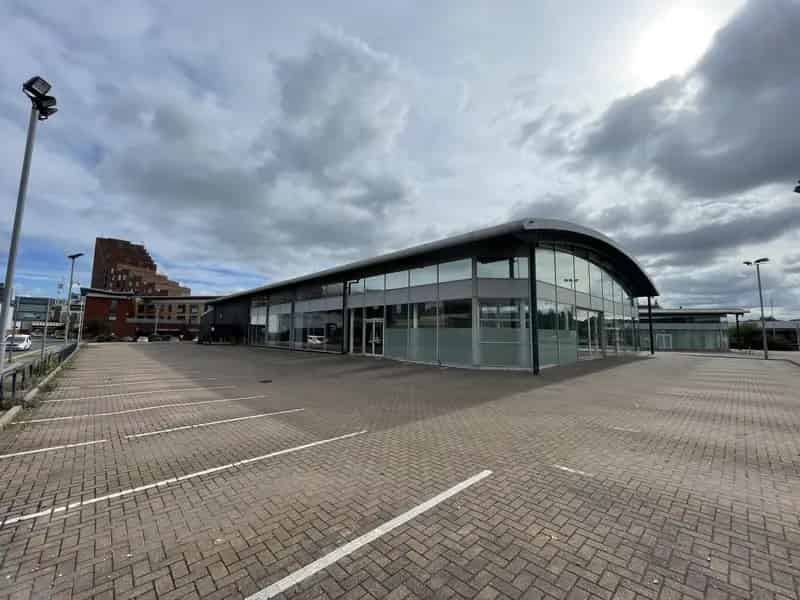 Motor Dealership For Lease in Leeds City Centre