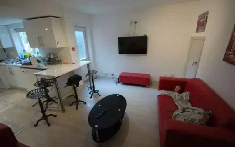 6 Bedroom House Student Accommodation 2025/26