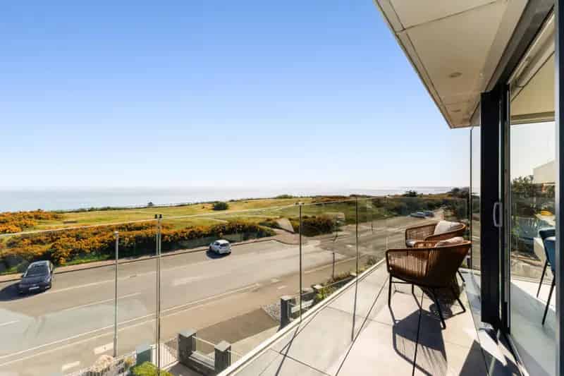 3 Bedroom Apartment for Sale Panoramic Sea Views Luxury