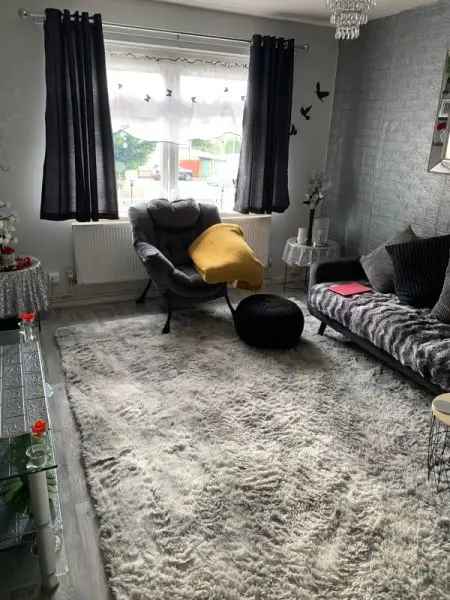 Flat For Rent in Chelmsford, England