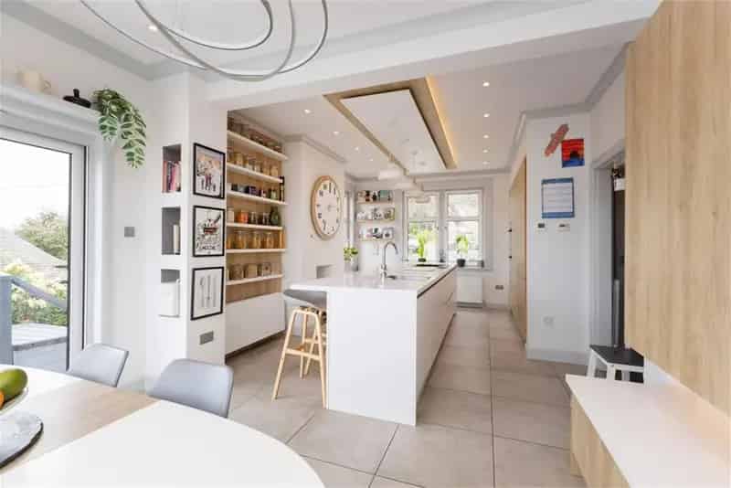 4 Bed Detached House with Panoramic Views