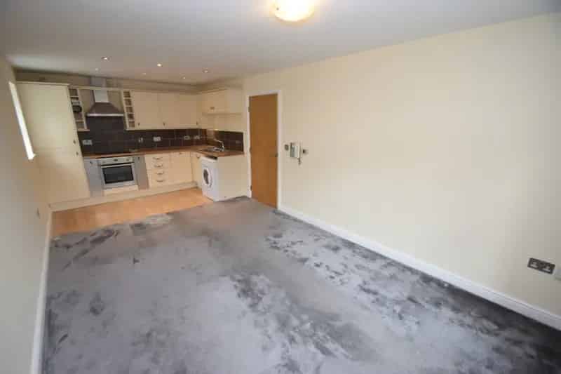 2 Bedroom Flat To Rent Available 15072025