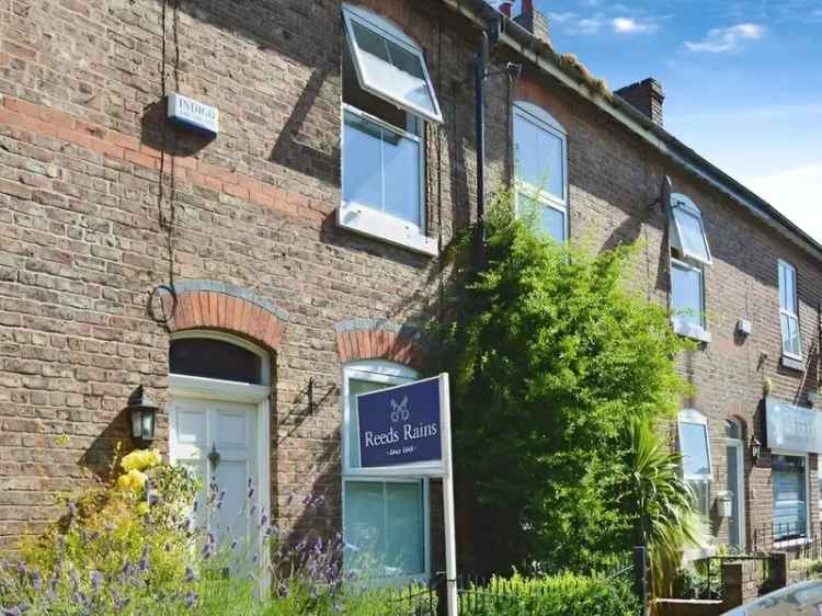 2 Bedroom Mid Terrace House for Sale Wilmslow Cheshire