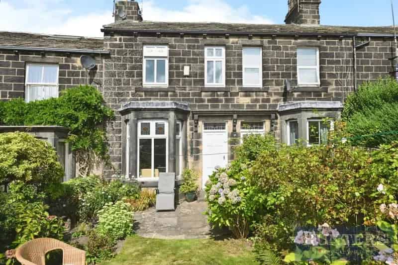 2 bedroom House
 For Sale