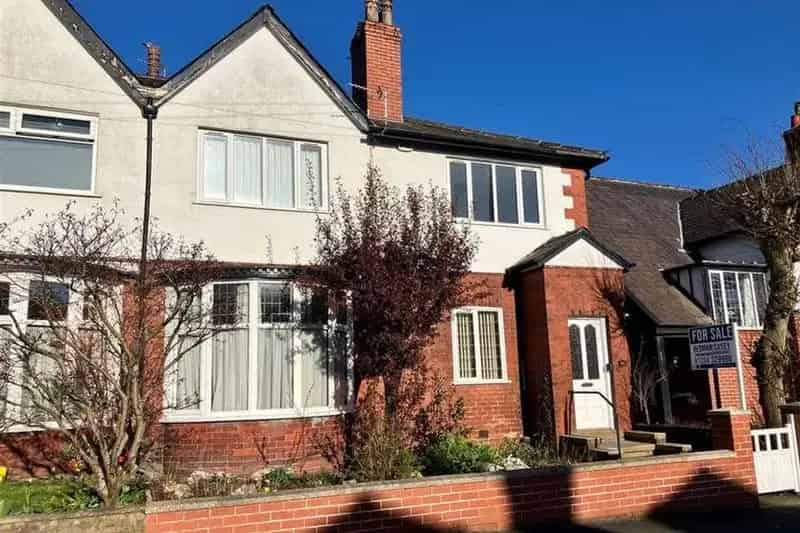 4 Bedroom Semi Detached House For Sale Heaton