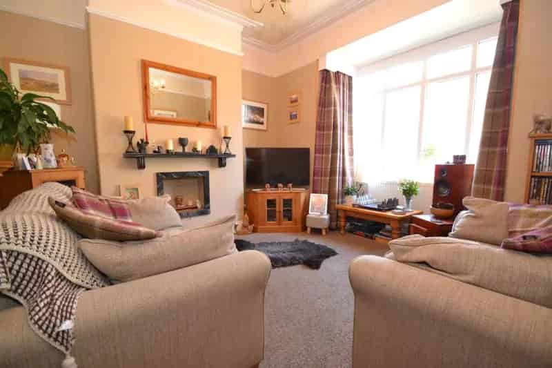 4 Bedroom Edwardian Mid Terrace House For Sale