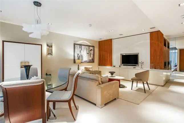 Mews house to rent in Knightsbridge, London SW7