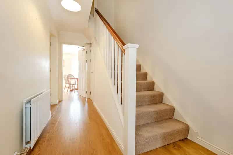 3 Bedroom Townhouse in Dyce with Garage and Garden