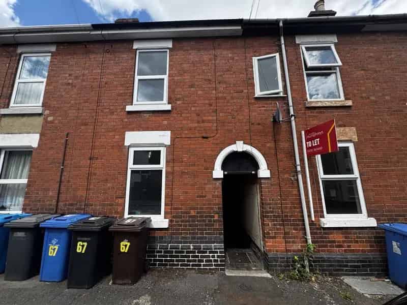 2 Bedroom Terrace House to Rent in Derby