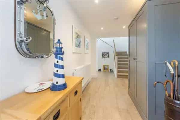 5-Bedroom Farmhouse with 125 Acres and Extensive Farm Buildings