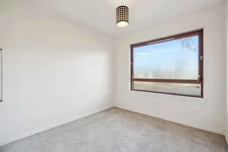 2 Bedroom Bungalow in Balmanno Park Bridge of Earn