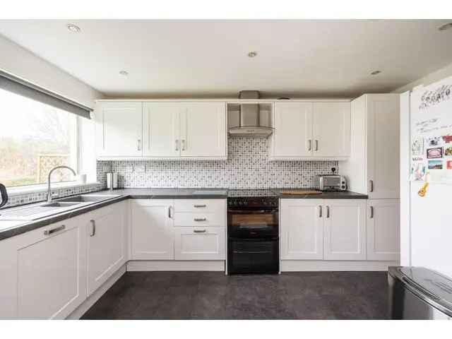 4 Bedroom Detached House for Sale Roslin