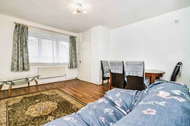 2 Bedroom Mid Terrace House to Rent Manchester M1