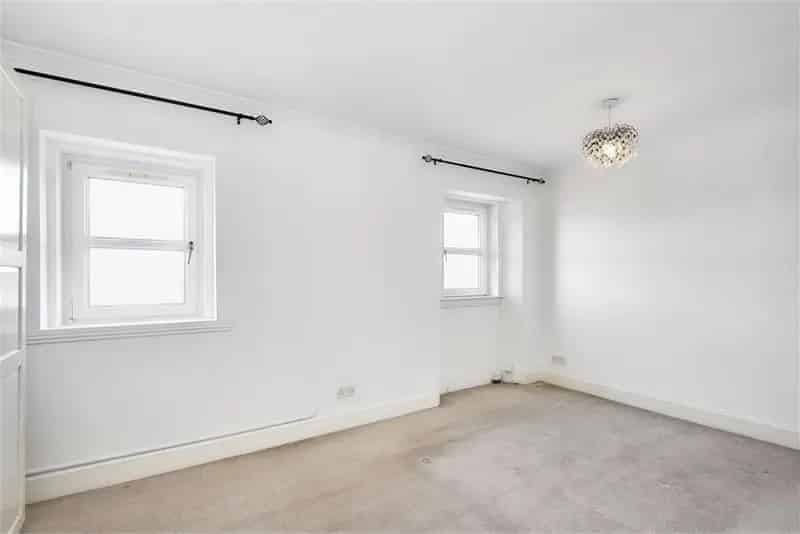 2 Bed Terraced House Lundin Links Modern Interior Open Plan