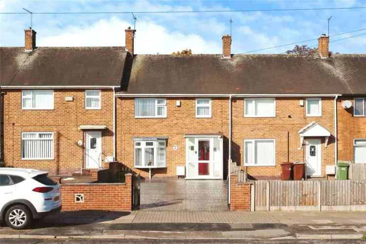 3 Bed House with Detached Garage Clifton