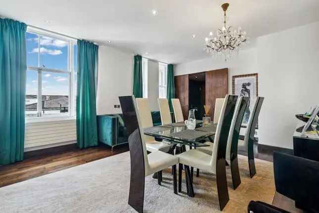 Flat to rent in Sutherland House, Marloes Road, Kensington, London W8, United Kingdom