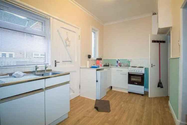2 Bed End Terrace House For Sale Near Sandal Agbrigg Station