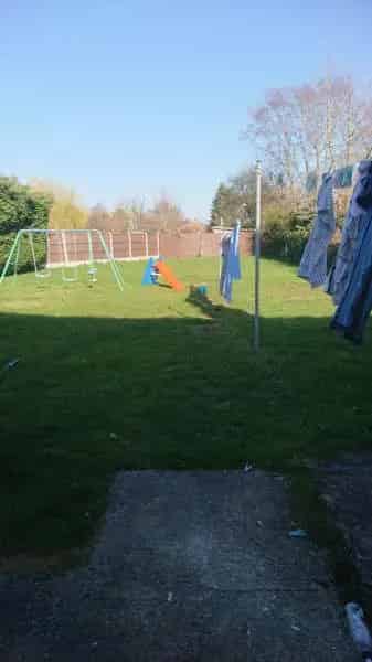 3 Bedroom House Galleywood Chelmsford Large Garden Driveway