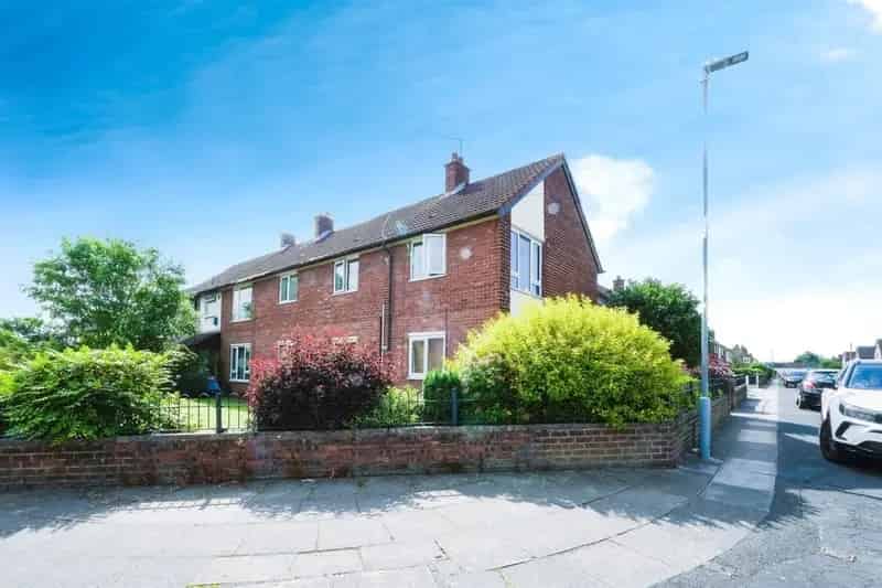 One Bedroom Flat Near Hunts Cross Retail Park Zero Deposit Available