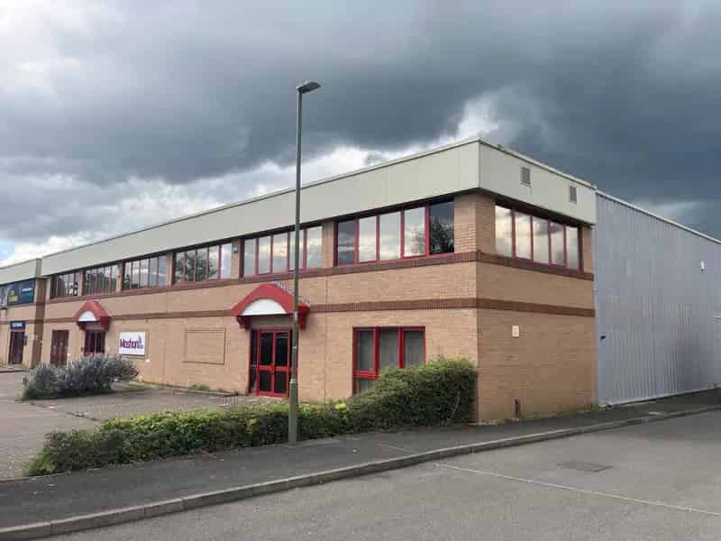Witney Industrial Warehouse Unit To Let