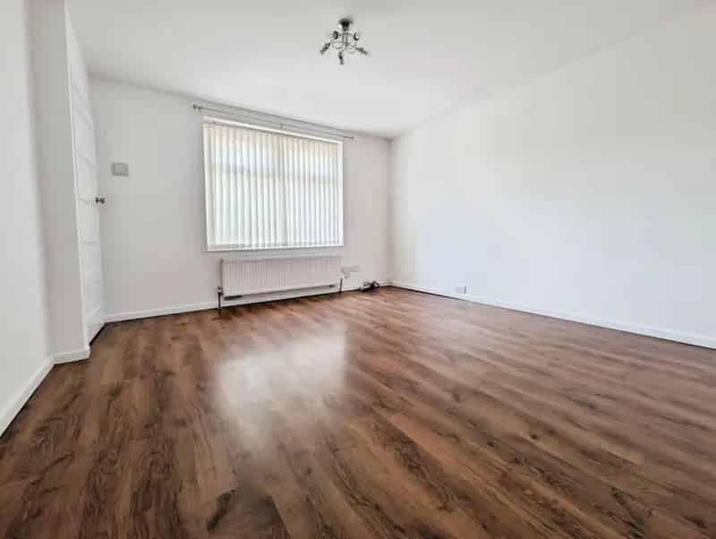 2 Bedroom House To Let Available Now