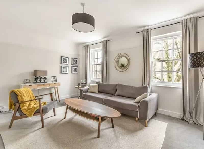 Three Bedroom Mansion Flat Fortis Green N10