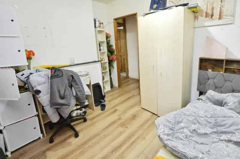 3 Bed Flat for Sale near Shadwell Station