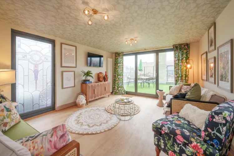 2 Bedroom Penthouse Apartment for Sale