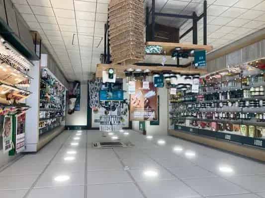 Shop to Rent - Ground Floor Commercial Space with Ancillary Accommodation
