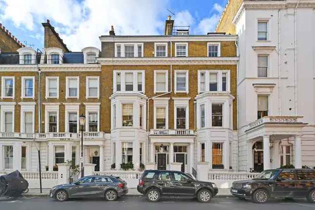 Terraced house for sale in Bina Gardens, London SW5