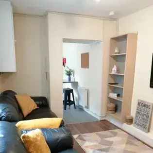 5 Bedroom Student House Manchester