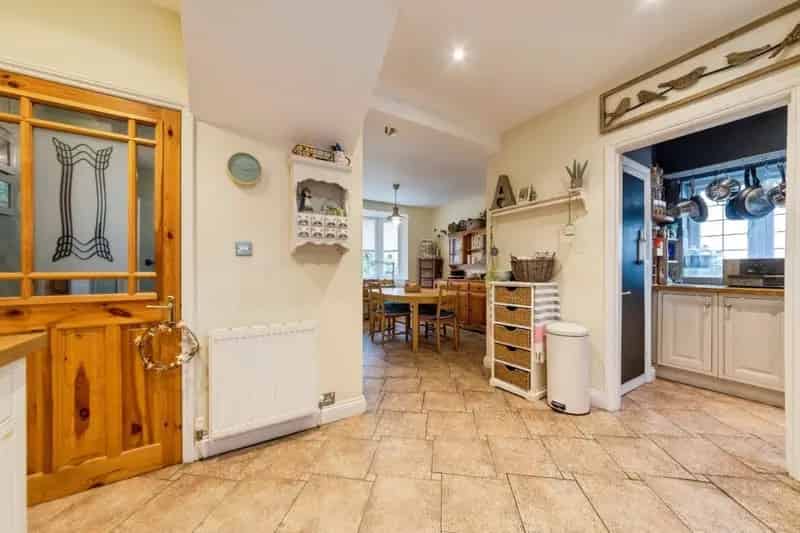 Spacious Detached Family Home with Home Office Grantham