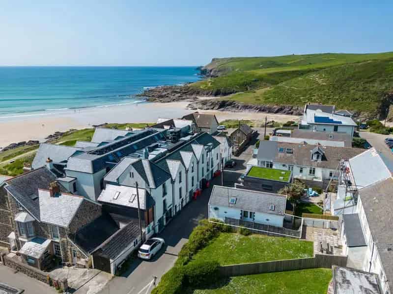 2 Bedroom Detached House Near Polzeath Beach