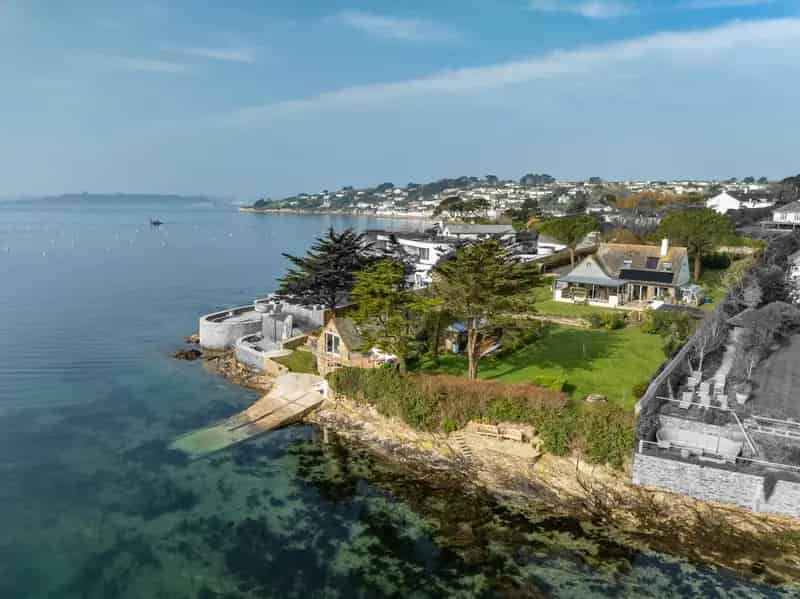 Waterfront Home in St Mawes with Boathouse and Slipway