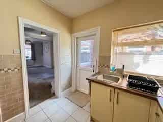 Spacious Mid Terrace House in Castle Northwich Two Double Bedrooms