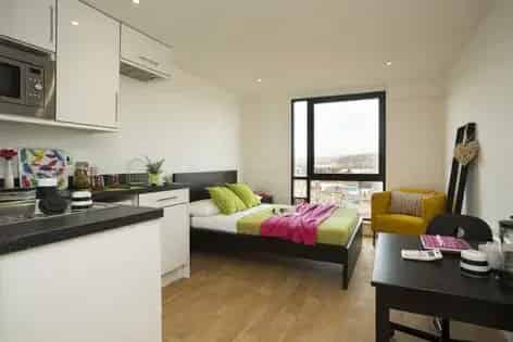1 room room of 15 m² in Sheffield
