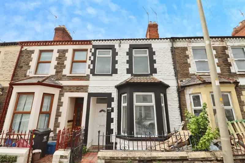 6 Bedroom Terraced House - HMO Potential - Recently Refurbished