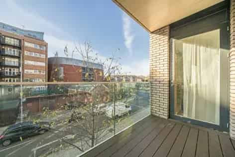 1 room flat of 74 m² in London