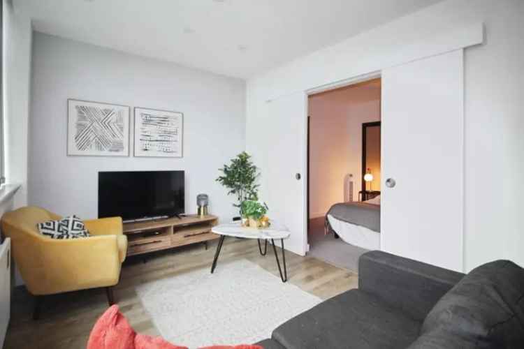 1 Bedroom Flat for Sale in Old Trafford Manchester