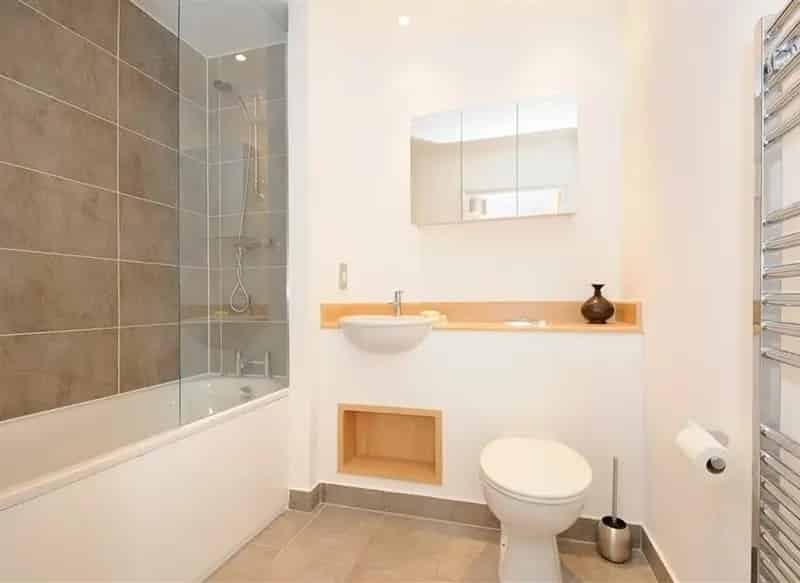 One Bedroom Apartment Kennington 523 sq ft No Onward Chain