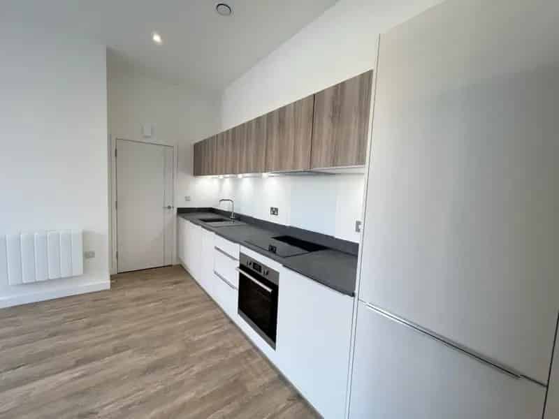 1 Bedroom Flat To Rent Available 11062025