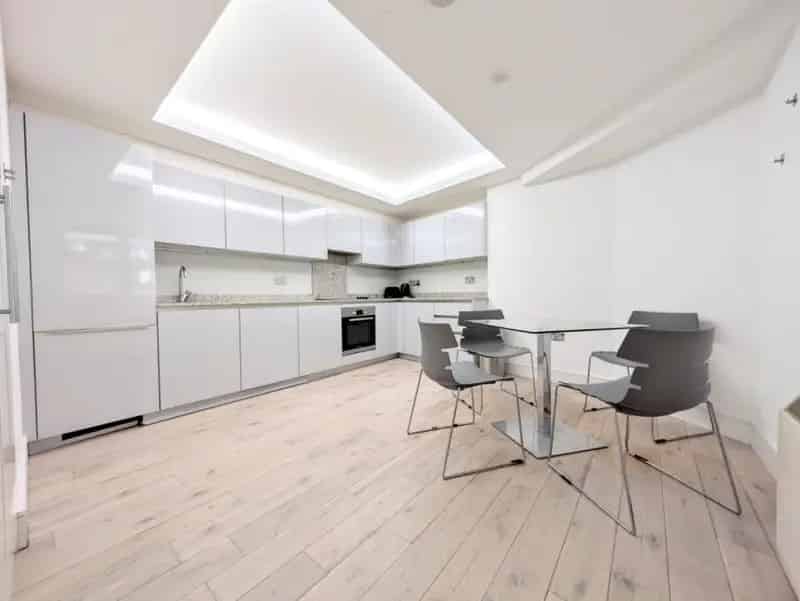 1 bedroom Flat
 To Let