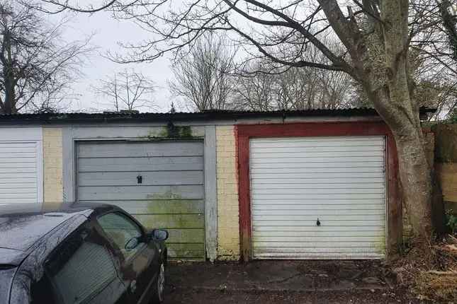 Garage to Rent in BS7