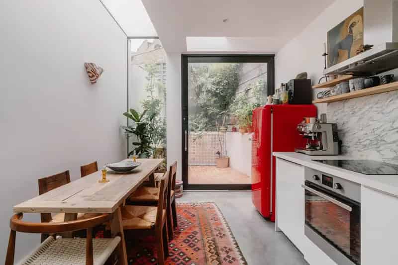 Elegant One Bedroom Apartment in Camberwell